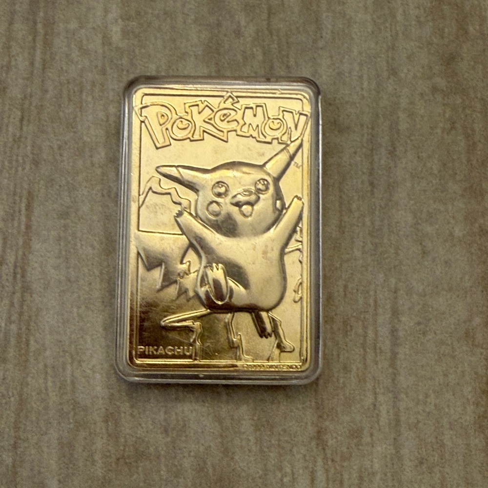 Pokémon Pikachu Gold Tone Collectible Card Bar